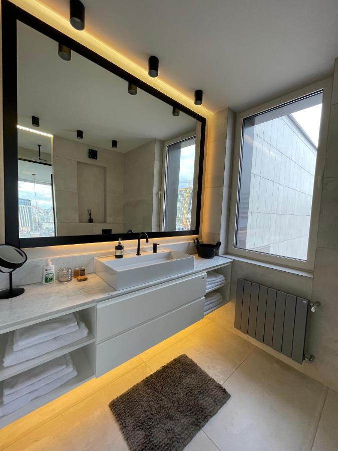 The Penthouse Kyiv Appartement Buitenkant foto